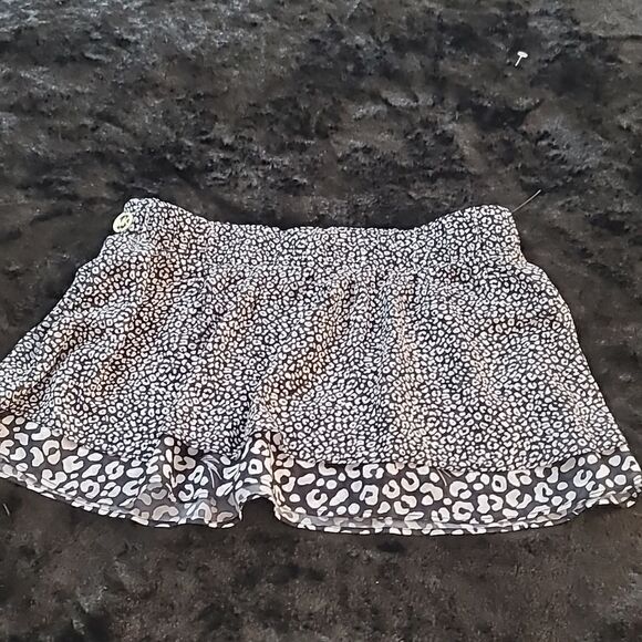 Micheal Kors Nwt Swimsuit Cover up Bottom. - Picture 2 of 8